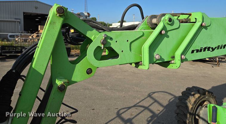 image for item EV1605 Nifty SP64 boom lift