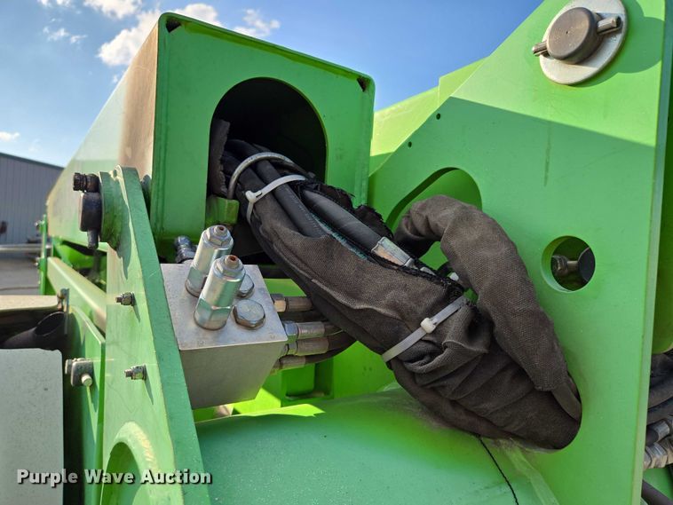 image for item EV1605 Nifty SP64 boom lift