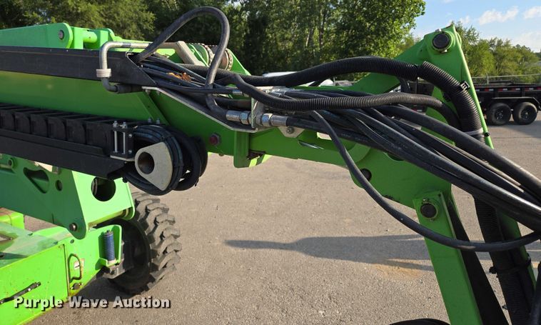 image for item EV1605 Nifty SP64 boom lift