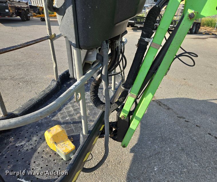 image for item EV1605 Nifty SP64 boom lift