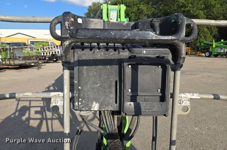 image for item EV1605 Nifty SP64 boom lift