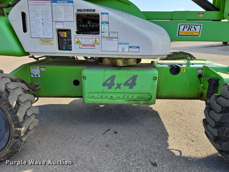 image for item EV1605 Nifty SP64 boom lift