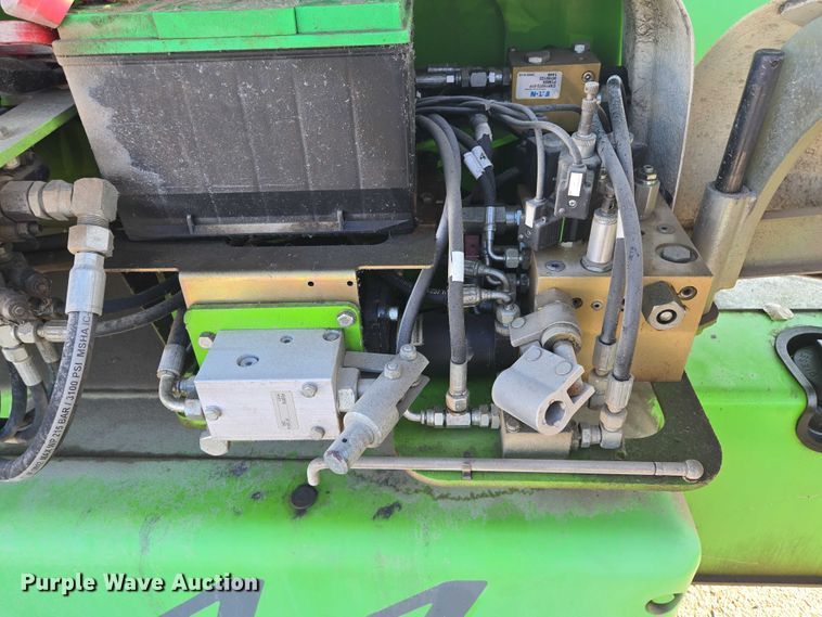 image for item EV1605 Nifty SP64 boom lift