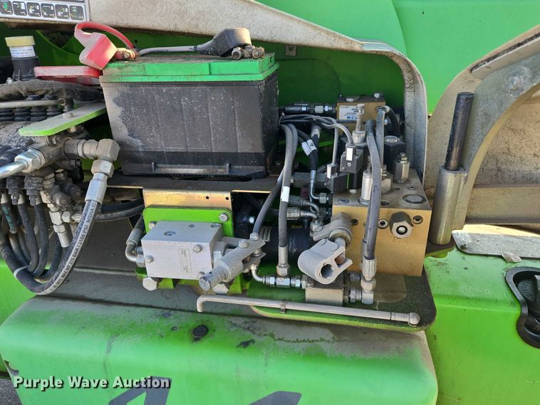 image for item EV1605 Nifty SP64 boom lift