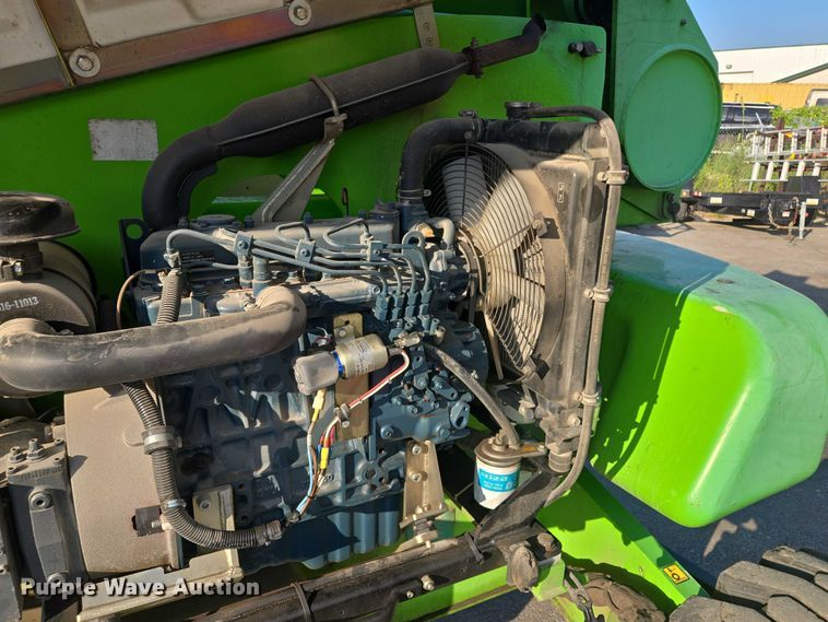 image for item EV1605 Nifty SP64 boom lift