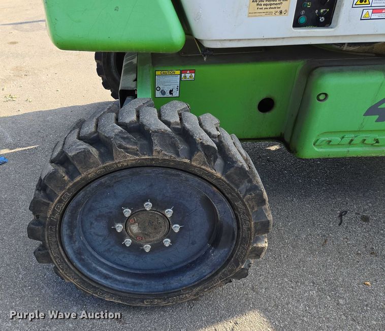 image for item EV1605 Nifty SP64 boom lift