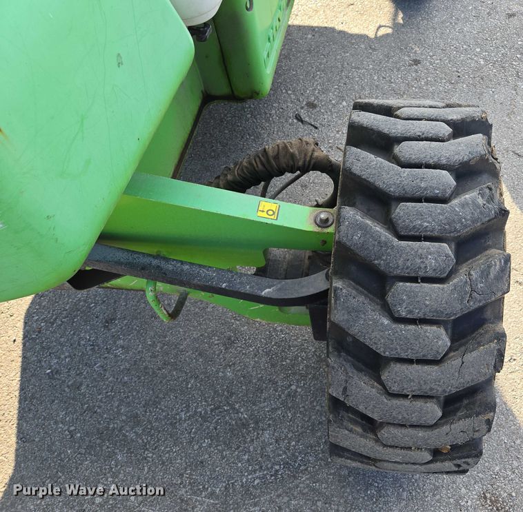 image for item EV1605 Nifty SP64 boom lift