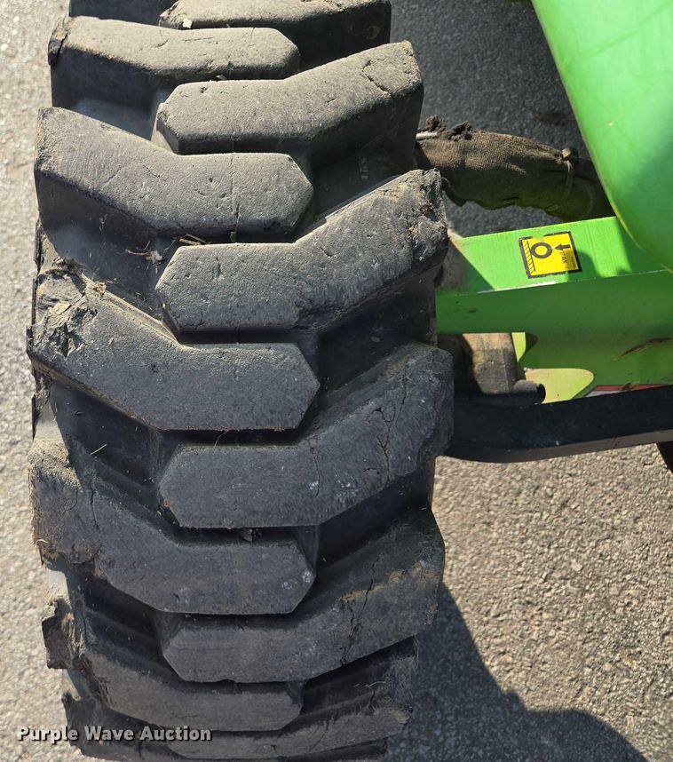 image for item EV1605 Nifty SP64 boom lift