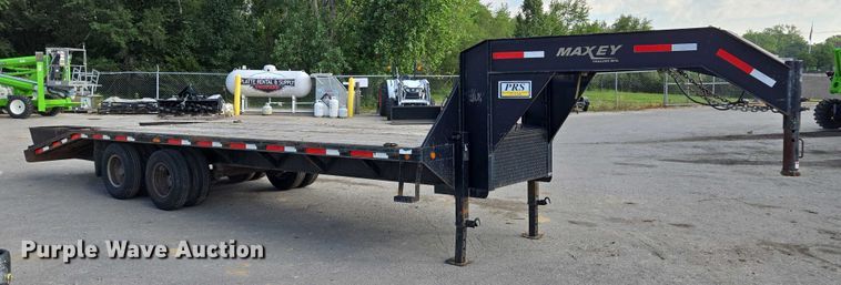 image for item EV1606 2010 Maxey Trailers Mfg.. equipment trailer