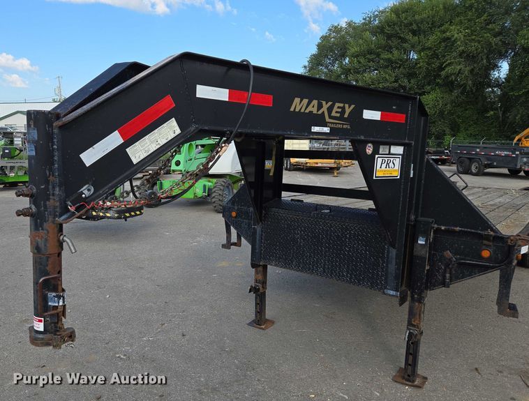 image for item EV1606 2010 Maxey Trailers Mfg.. equipment trailer