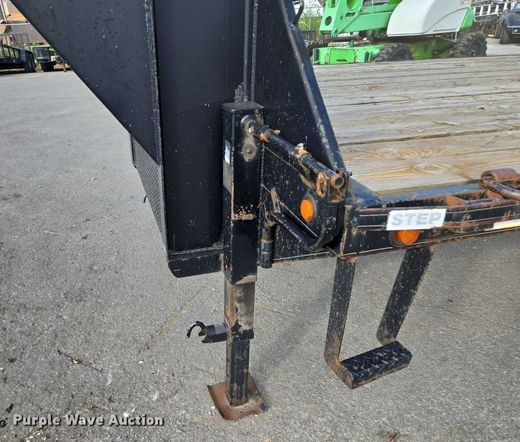 image for item EV1606 2010 Maxey Trailers Mfg.. equipment trailer