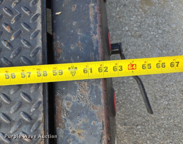 image for item EV1606 2010 Maxey Trailers Mfg.. equipment trailer