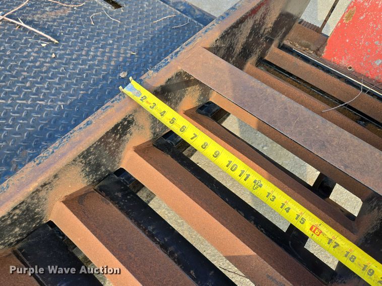 image for item EV1606 2010 Maxey Trailers Mfg.. equipment trailer