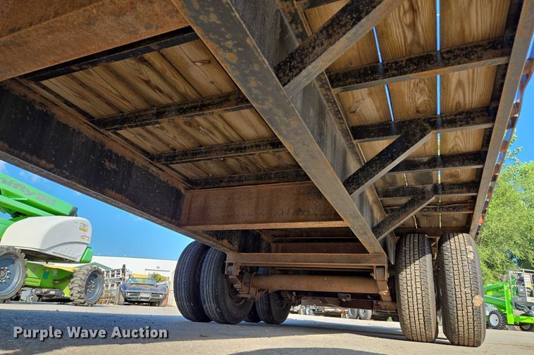 image for item EV1606 2010 Maxey Trailers Mfg.. equipment trailer