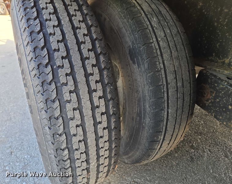 image for item EV1606 2010 Maxey Trailers Mfg.. equipment trailer