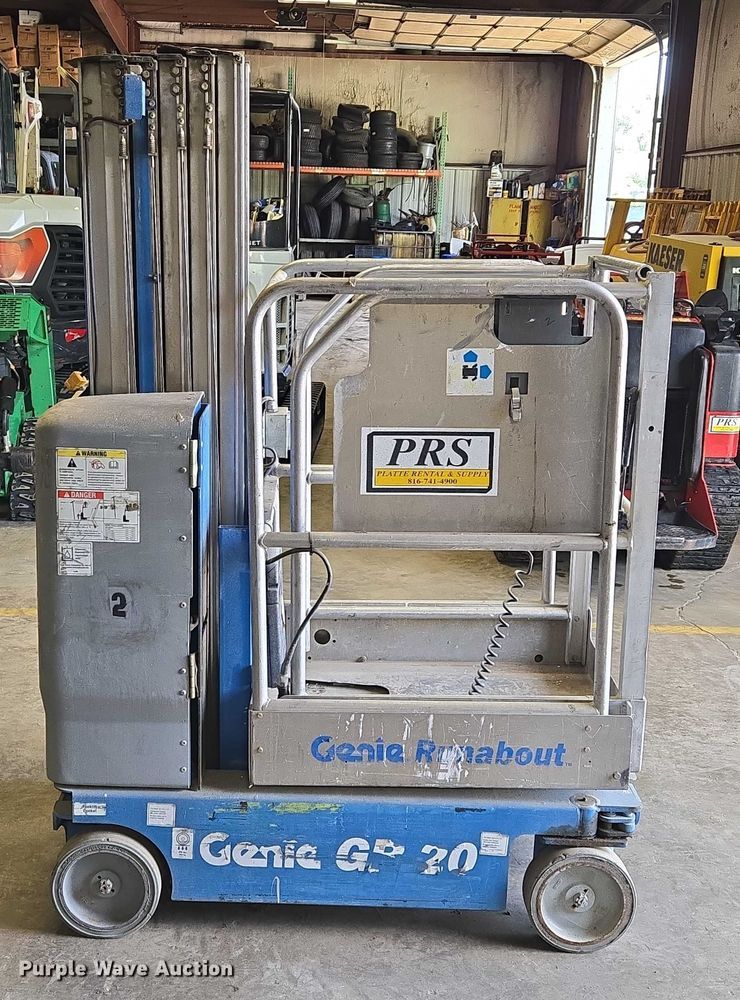 image for item EV1609 2014 Genie GR-20 vertical lift