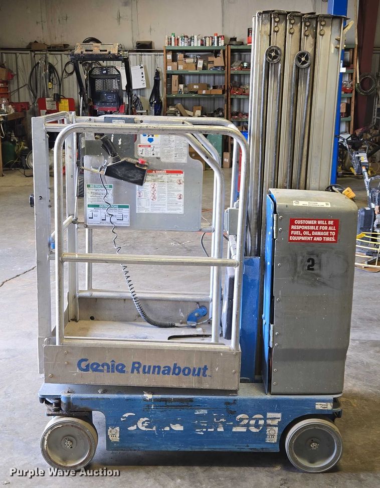 image for item EV1609 2014 Genie GR-20 vertical lift