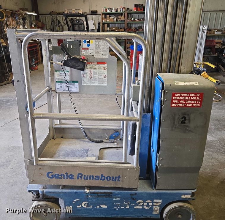 image for item EV1609 2014 Genie GR-20 vertical lift