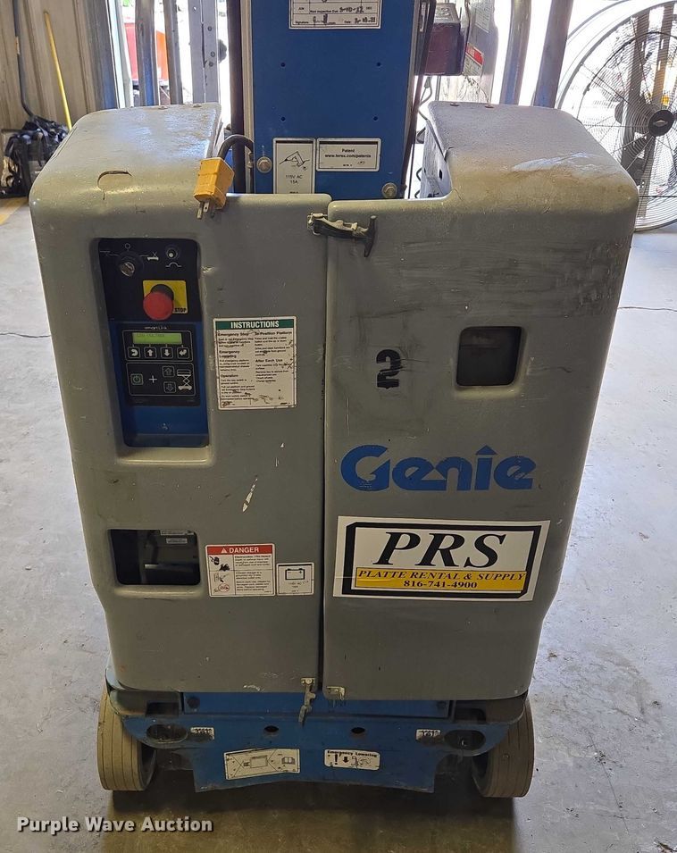 image for item EV1609 2014 Genie GR-20 vertical lift