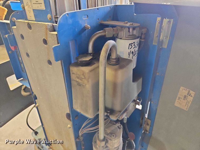 image for item EV1609 2014 Genie GR-20 vertical lift