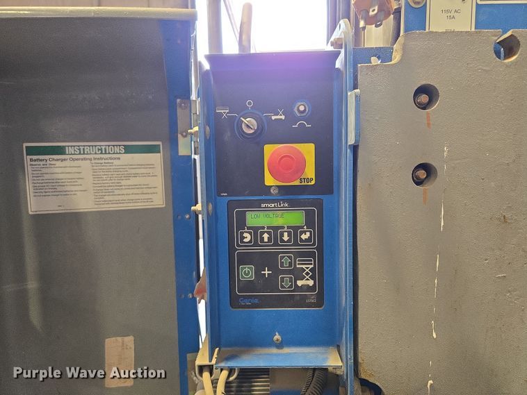 image for item EV1609 2014 Genie GR-20 vertical lift