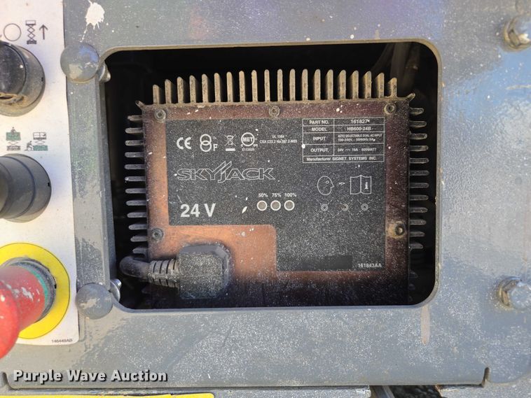 image for item EV1610 SkyJack SJ III 3219 scissor lift