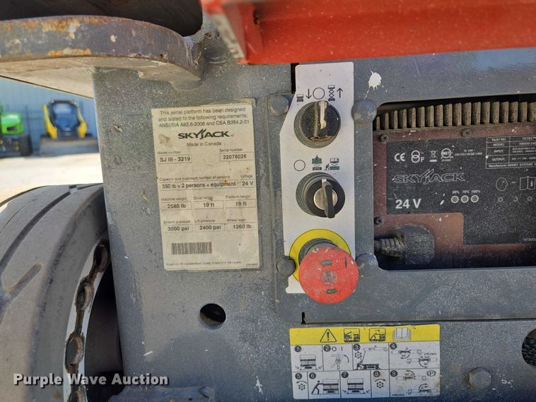 image for item EV1610 SkyJack SJ III 3219 scissor lift