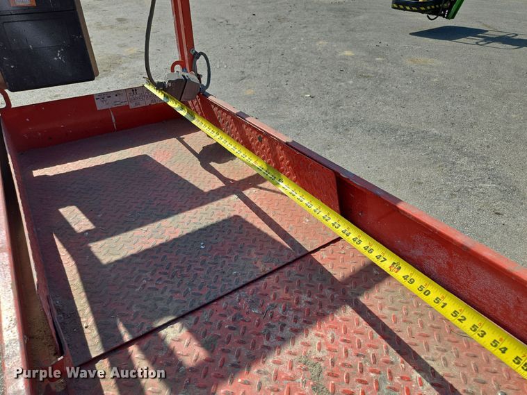 image for item EV1610 SkyJack SJ III 3219 scissor lift