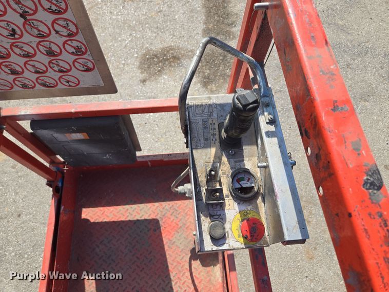 image for item EV1610 SkyJack SJ III 3219 scissor lift