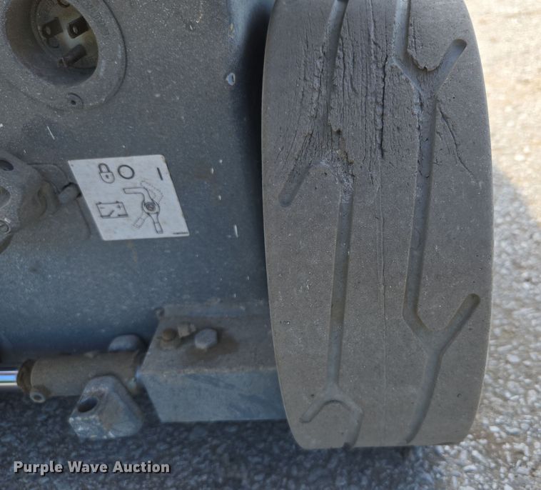 image for item EV1610 SkyJack SJ III 3219 scissor lift