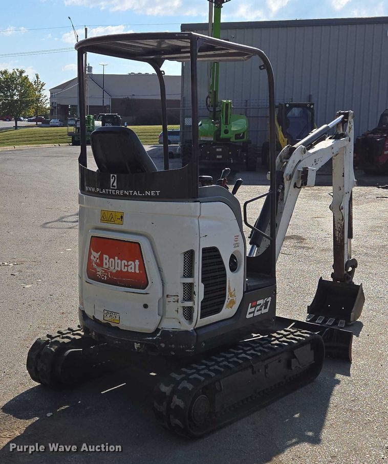 EXCAVADORA 2018 BOBCAT E20