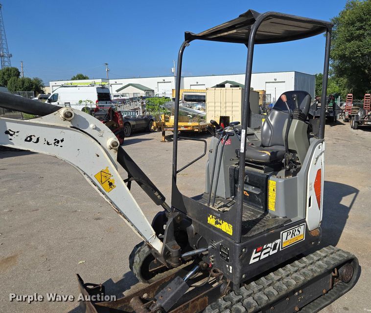 image for item EV1611 2018 Bobcat E20 mini excavator