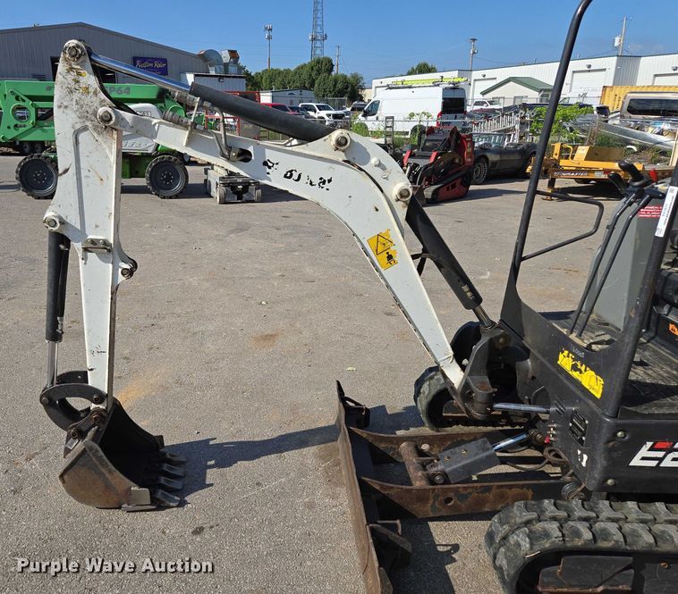 image for item EV1611 2018 Bobcat E20 mini excavator