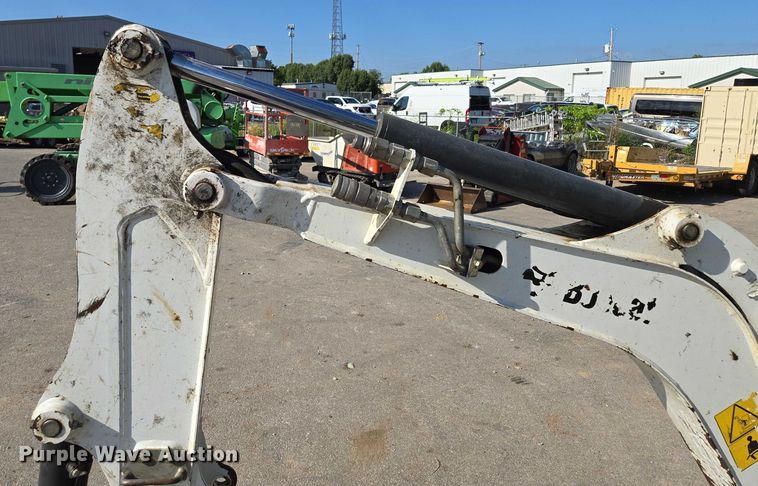 image for item EV1611 2018 Bobcat E20 mini excavator