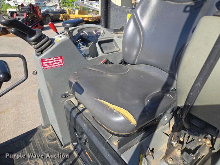 image for item EV1611 2018 Bobcat E20 mini excavator