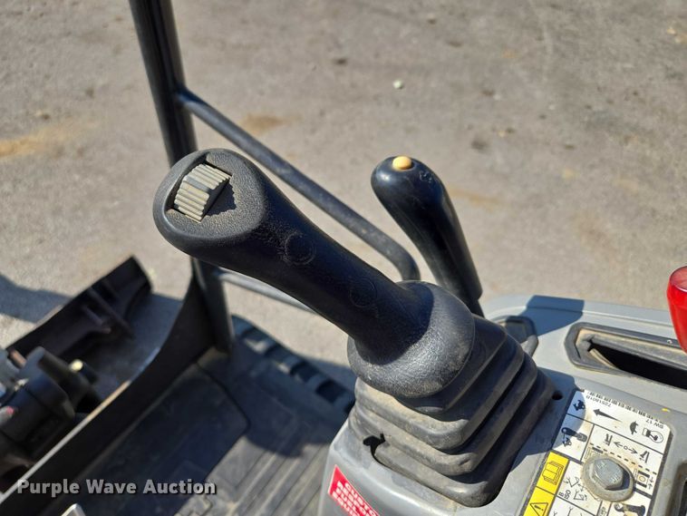 image for item EV1611 2018 Bobcat E20 mini excavator