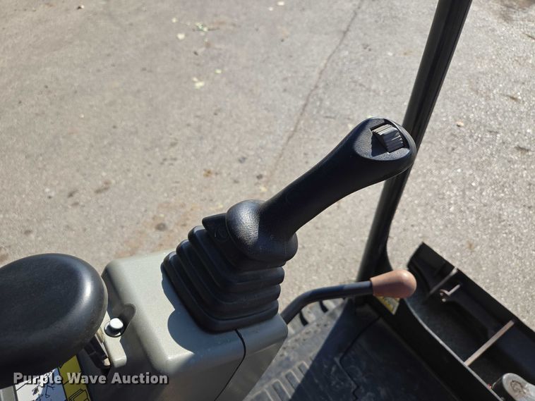 image for item EV1611 2018 Bobcat E20 mini excavator