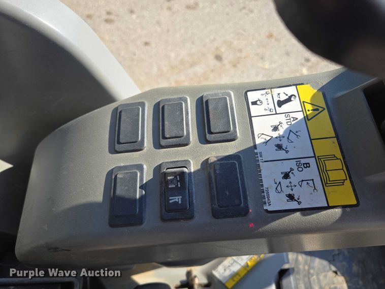 image for item EV1611 2018 Bobcat E20 mini excavator