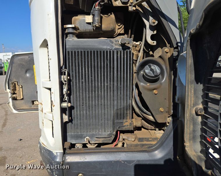 image for item EV1611 2018 Bobcat E20 mini excavator