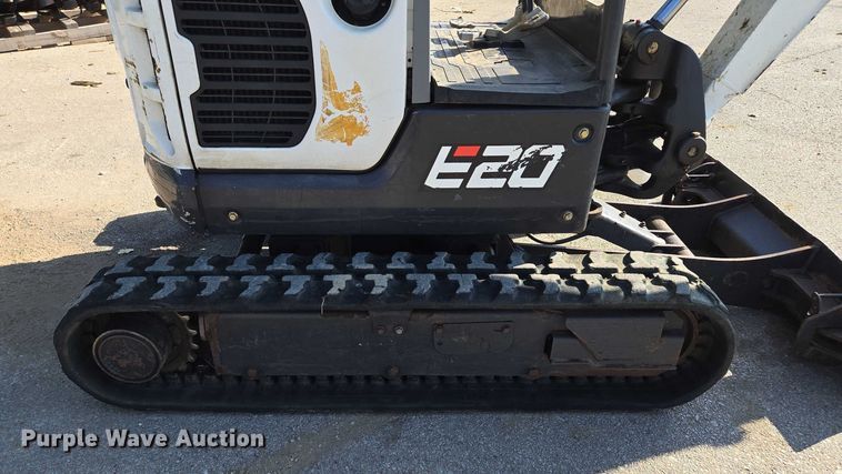 image for item EV1611 2018 Bobcat E20 mini excavator