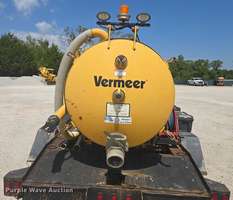 image for item EV1612 Vermeer  PMD 855 SD vacuum excavator