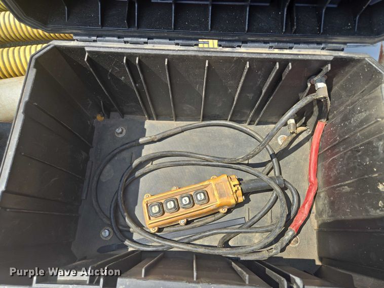 image for item EV1612 Vermeer  PMD 855 SD vacuum excavator