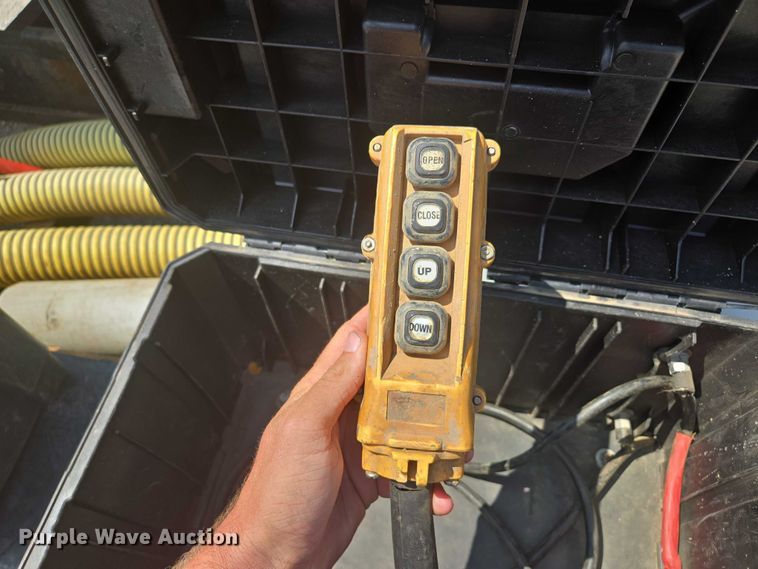 image for item EV1612 Vermeer  PMD 855 SD vacuum excavator