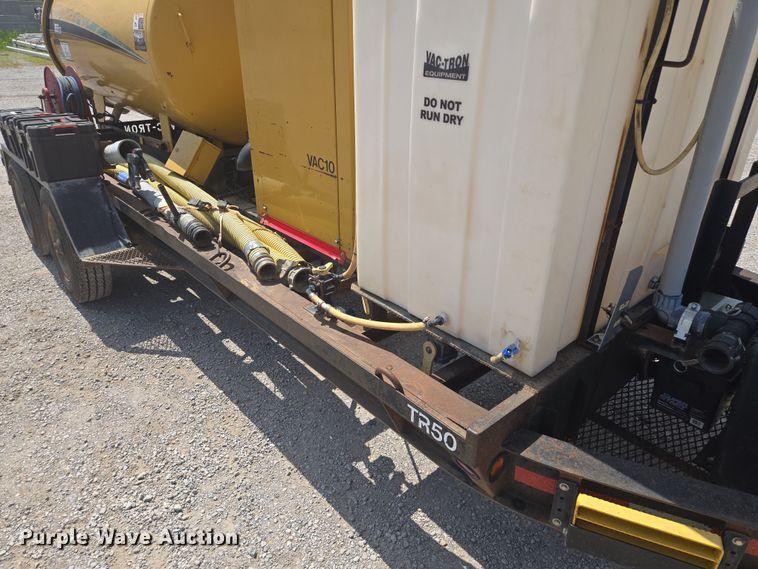 image for item EV1612 Vermeer  PMD 855 SD vacuum excavator