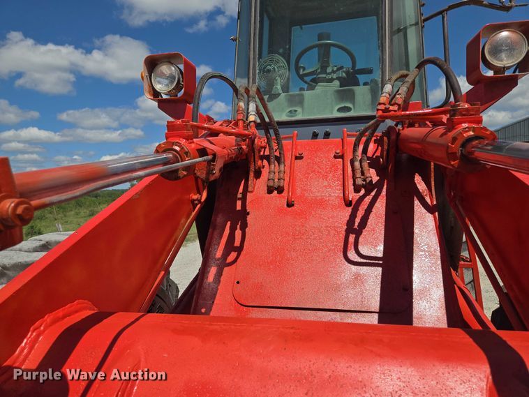 image for item EV1626 1995 Fiat-Allis FR70 wheel loader