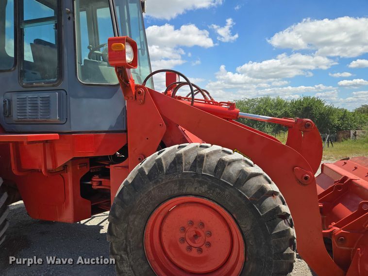 image for item EV1626 1995 Fiat-Allis FR70 wheel loader