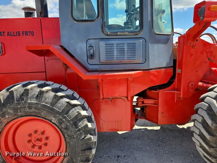 image for item EV1626 1995 Fiat-Allis FR70 wheel loader
