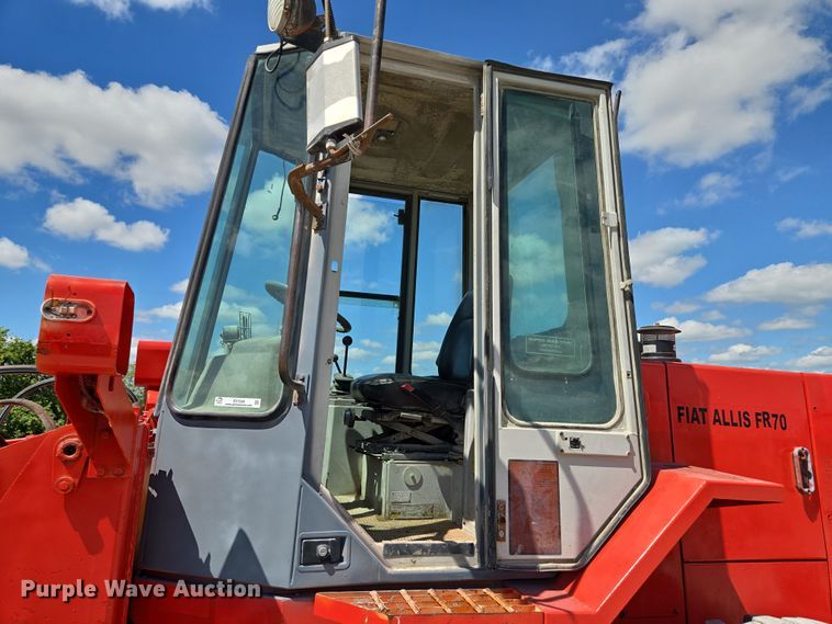image for item EV1626 1995 Fiat-Allis FR70 wheel loader