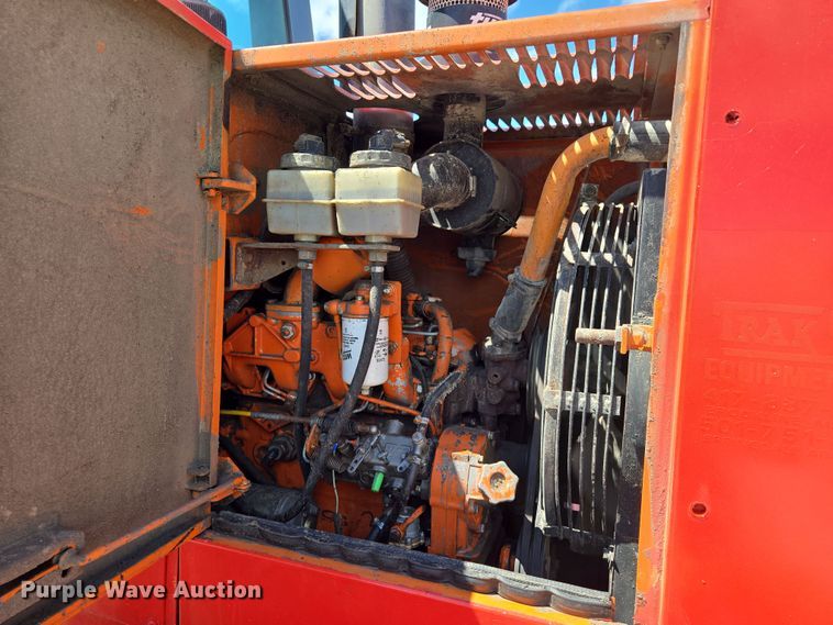 image for item EV1626 1995 Fiat-Allis FR70 wheel loader