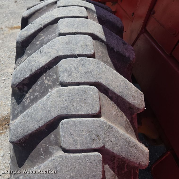 image for item EV1626 1995 Fiat-Allis FR70 wheel loader